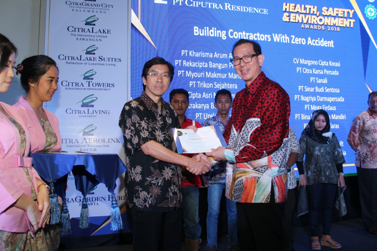 4th HSE Awards 2018 Tahap Pendewasaan Budaya Health, Safety & Environment PT Ciputra Residence